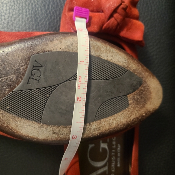 AGL Shimmering Red Suede Ballet Flats with Double Bow, Size 35.5 - Picture 10 of 14